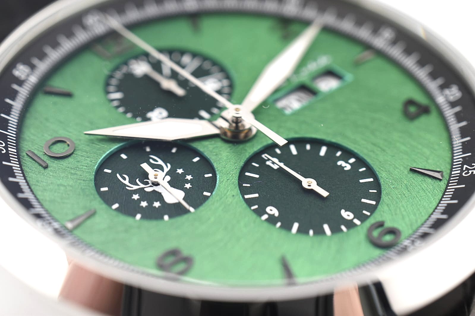 Montre créateur Thomas Karbiche La 211 n°8, Valjoux 7750 automatique, cadran soleillé, série limitée 11 ex, pièce horlogère unique-2 Thomas Karbiche - 211-01